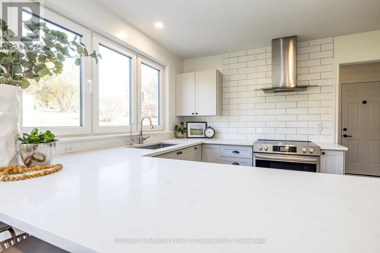 29050103/100-manion-heights-crescent/huntley-ward-south-west/ottawa/ontario/K0A1L0_13