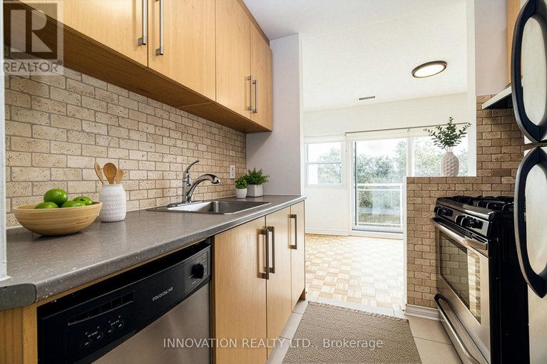 29442660/224-12-corkstown-road/lakeview-park/ottawa/ontario/K2H5B3_9