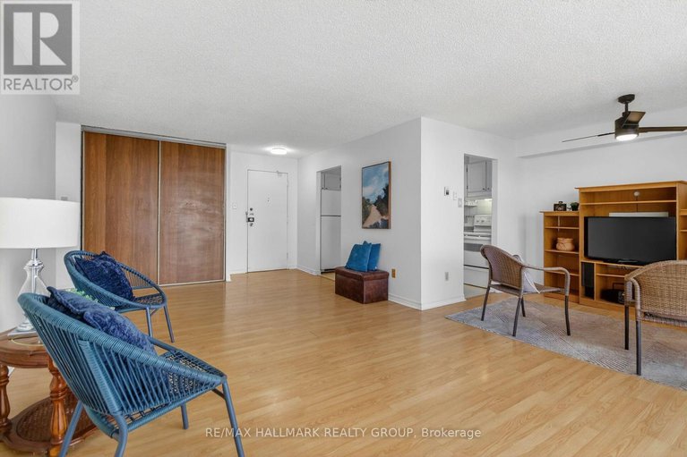 29157375/1001-665-bathgate-drive/carson-meadows/ottawa/ontario/K1K3Y4_11