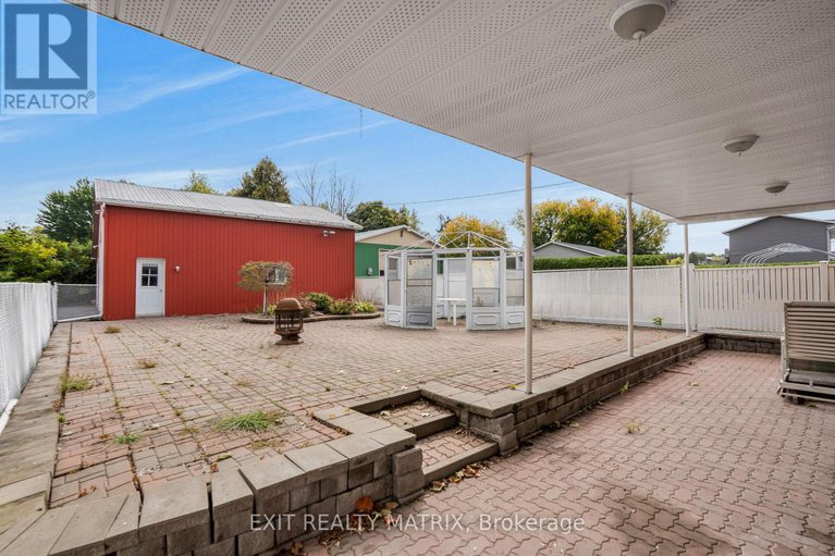 28923797/323-longueuil-street/lorignal/champlain/ontario/K0B1K0_26