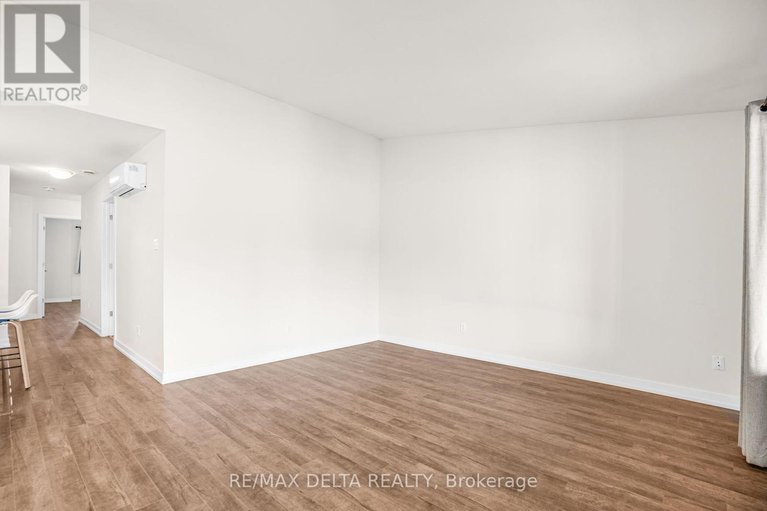28577157/282-306-masters-lane/town-of-rockland/clarence-rockland/ontario/K4K0L3_27