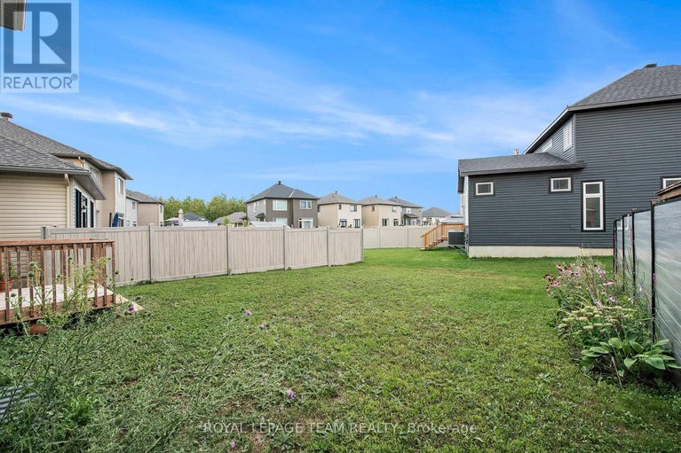 29111115/521-kindred-crescent/north-grenville-twp-kemptville-south/north-grenville/ontario/K0G1J0_33