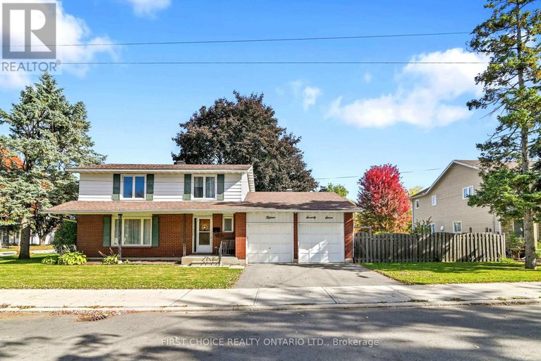 29003190/1577-claymor-avenue/carleton-heights/ottawa/ontario/K2C1T4_1