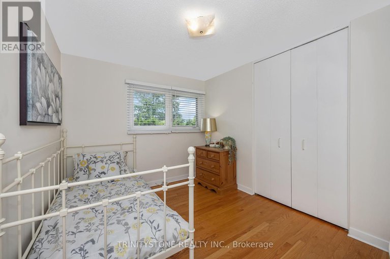 28500513/7-pulford-crescent/bayshore/ottawa/ontario/K2B6L6_34