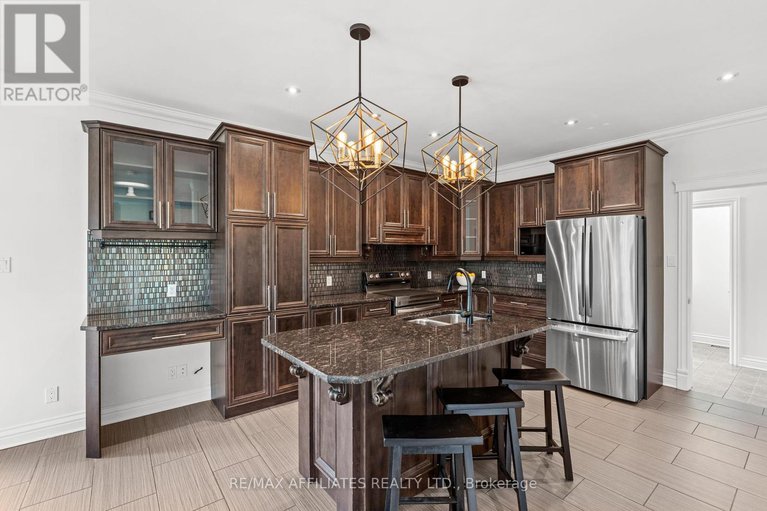 28373926/621-du-bercail-street/lorignal/champlain/ontario/K0B1K0_9