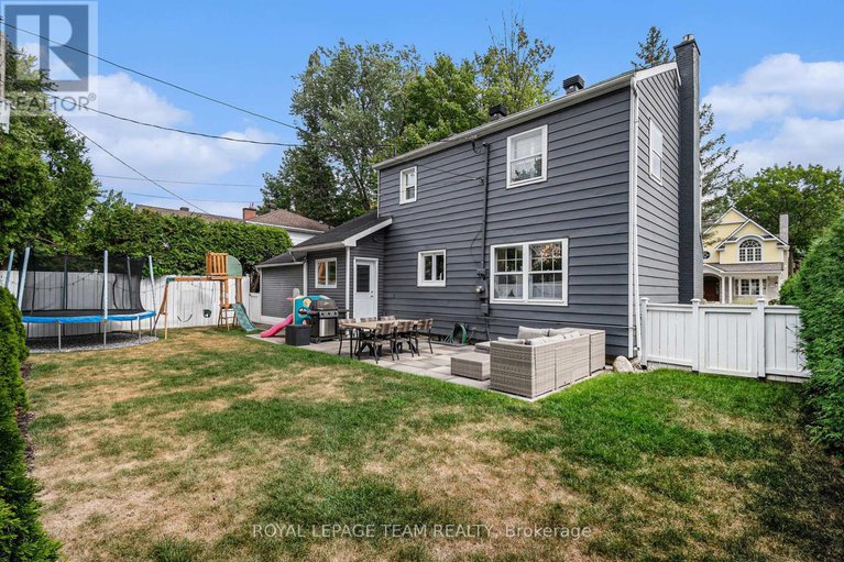 28785702/50-kilbarry-crescent/manor-park/ottawa/ontario/K1K0H1_29
