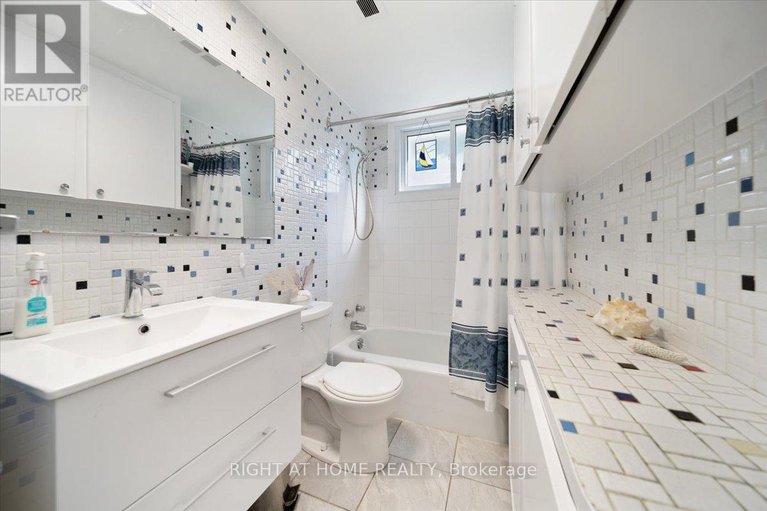 29161364/1-harrogate-place/crystal-beach/ottawa/ontario/K2H5L6_20