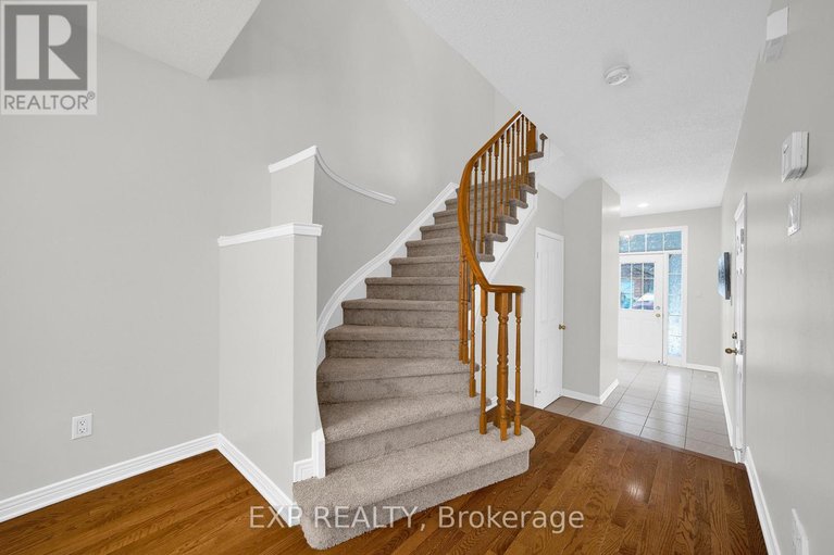 29260419/30-drysdale-street/beaverbrook/ottawa/ontario/K2K3L3_15