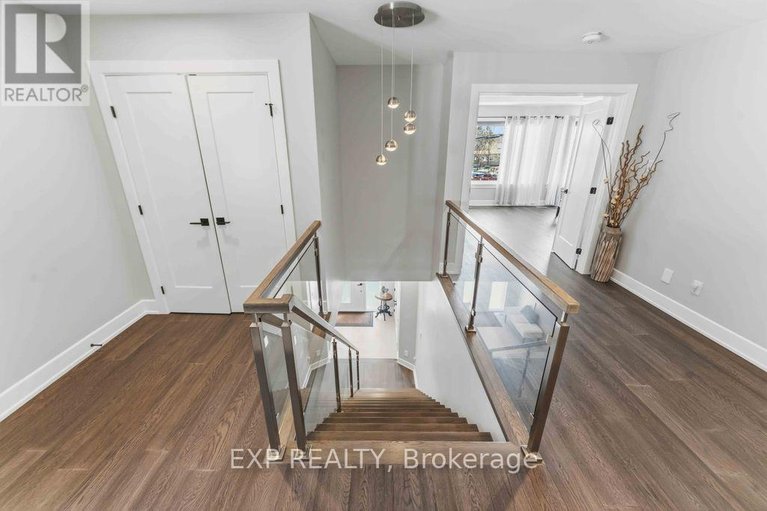 29637007/937-falaise-road/carleton-heights/ottawa/ontario/K2C0M1_16