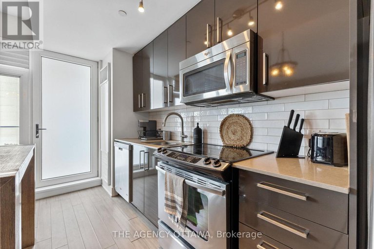 28560591/406-118-holmwood-avenue/glebe/ottawa/ontario/K1S5J5_13