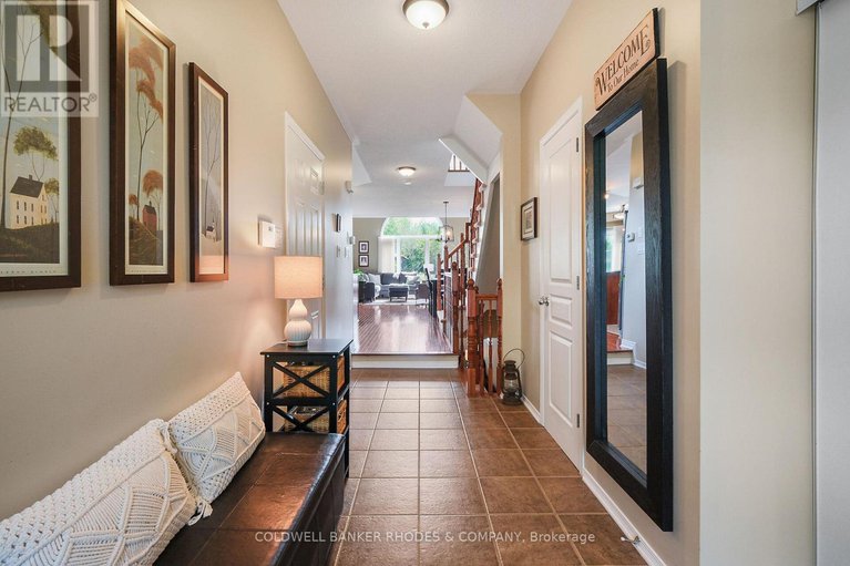 29079890/175-destiny-private/fallingbrookgardenway-south/ottawa/ontario/K4A0K6_4