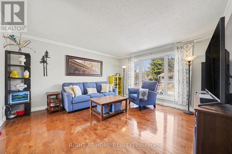 29586668/5424-taylor-way/osgoode/ottawa/ontario/K0A2W0_8