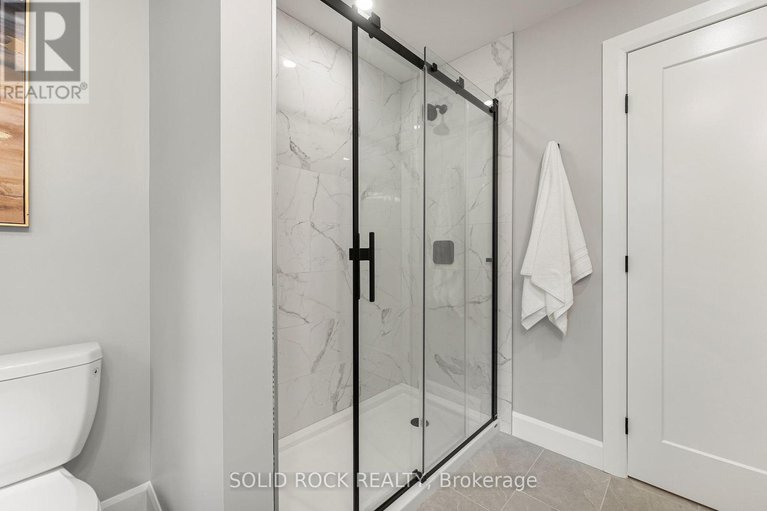 28762668/210-carleton-avenue/ottawa-westtunneys-pasture/ottawa/ontario/K1Y0J3_18