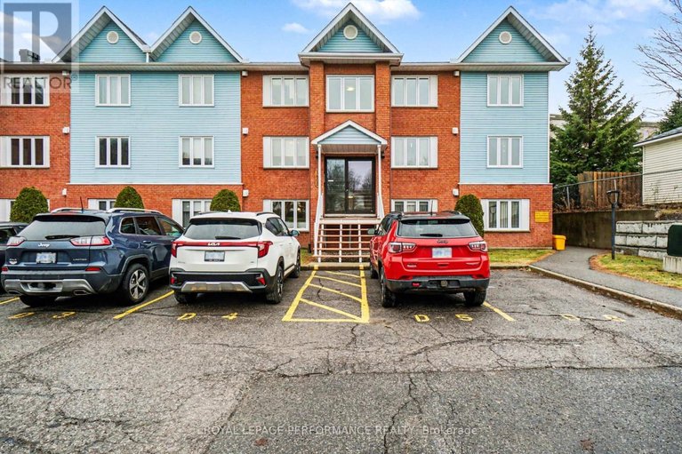 29476658/d6-160-edwards-street/town-of-rockland/clarence-rockland/ontario/K4K1H9_1