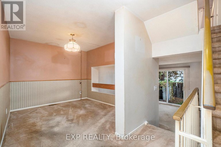 28974876/c-1699c-lamoureux-drive/queenswood-heights-south/ottawa/ontario/K1E2N3_7