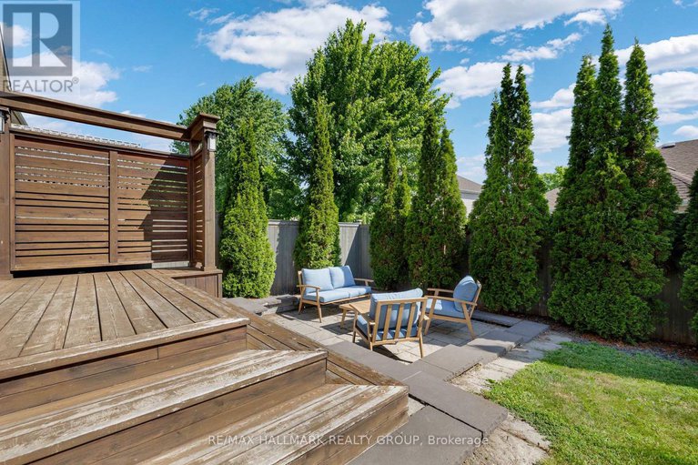 28526274/451-landswood-way/stittsville-south/ottawa/ontario/K2S0A4_47