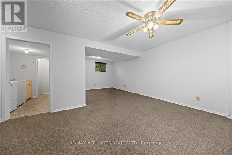 28917185/1610-schouten-drive/bilberry-creekqueenswood-heights/ottawa/ontario/K1E2J4_33