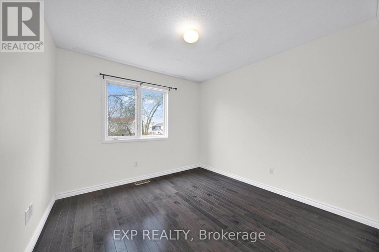 29689048/66-kimbolton-crescent/morgans-grantsouth-march/ottawa/ontario/K2K2S4_23