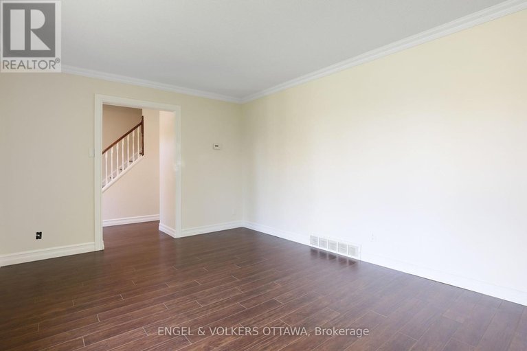 28304083/25-coldstream-drive/munster/ottawa/ontario/K0A3P0_12
