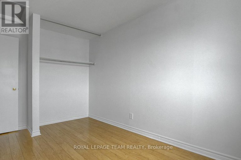 29253147/47-mcdermot-court/katimavik/ottawa/ontario/K2L3V5_26