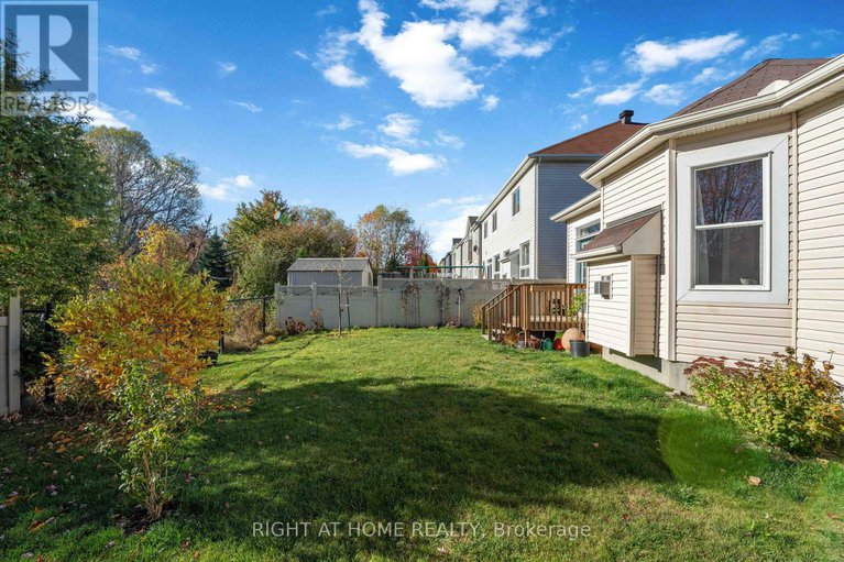 29043012/316-maxwell-bridge-road/morgans-grantsouth-march/ottawa/ontario/K2W0A5_38