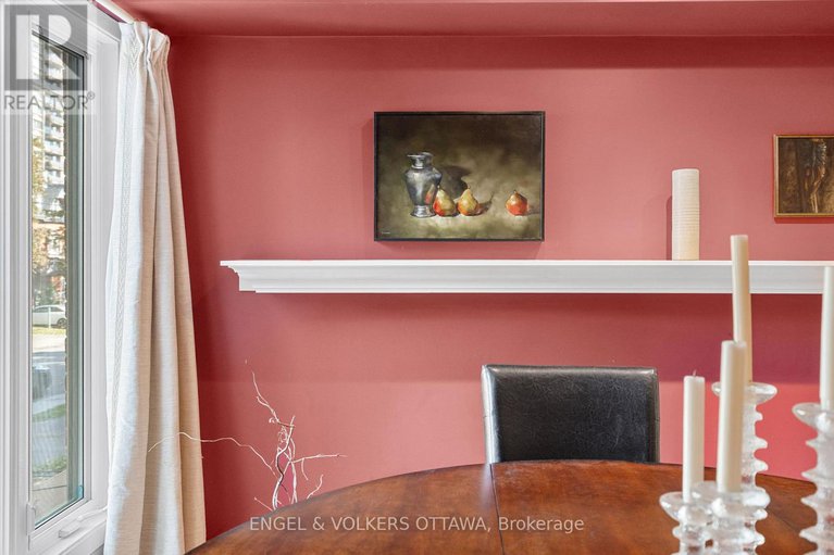 28953210/4-74-somerset-street-w/ottawa-centregolden-triangle/ottawa/ontario/K2P0H5_15