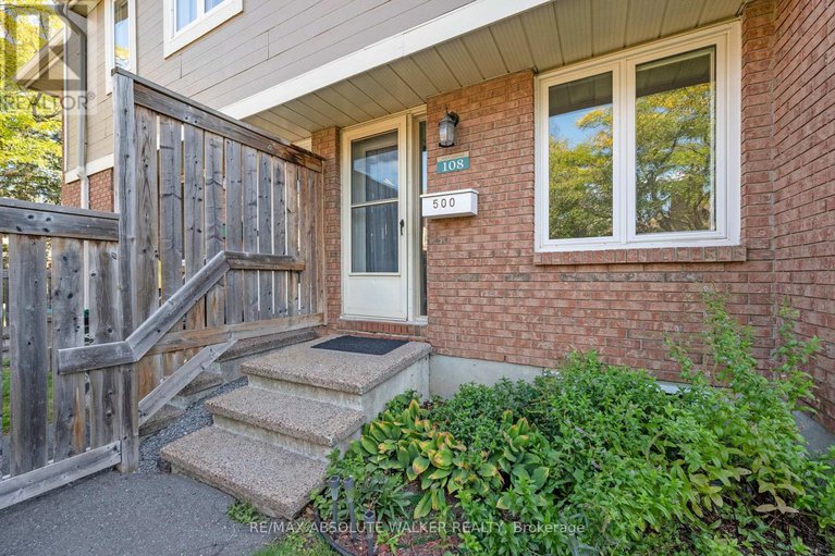 28874658/108-500-canteval-terrace/fallingbrookpineridge/ottawa/ontario/K4A2C8_2