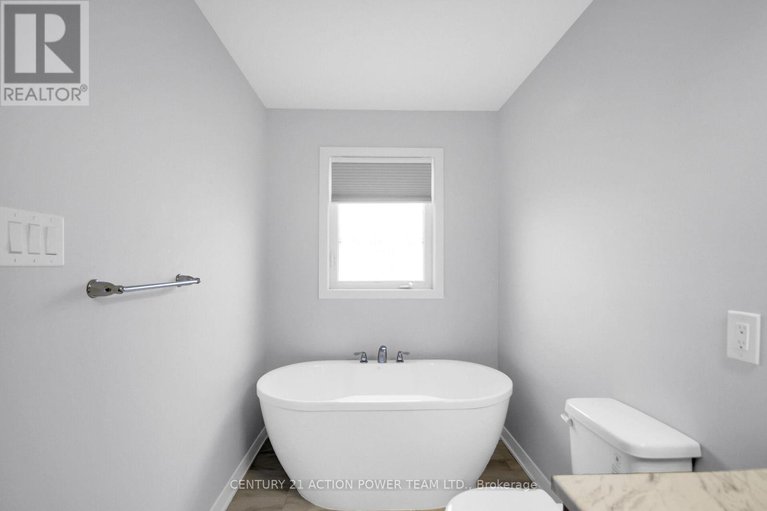 28824002/254-ormiston-crescent/stonebridge/ottawa/ontario/K2J7E4_29