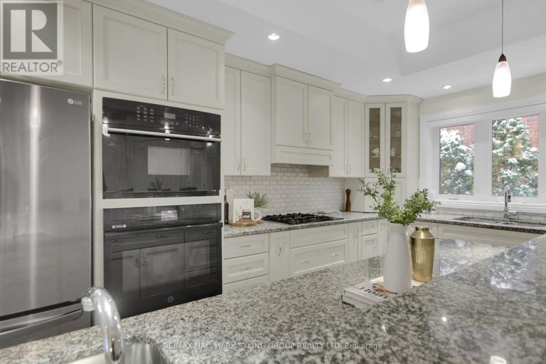 29252195/121-macdonald-street/ottawa-centregolden-triangle/ottawa/ontario/K2P1H7_15