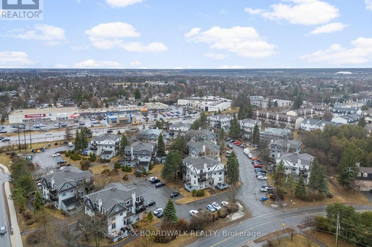 29598621/614-tanguay-court/katimavik/ottawa/ontario/K2L3X3_30