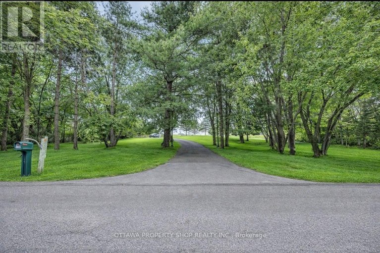 29624485/3057-greenland-road/dunrobin-shores/ottawa/ontario/K0A1T0_3