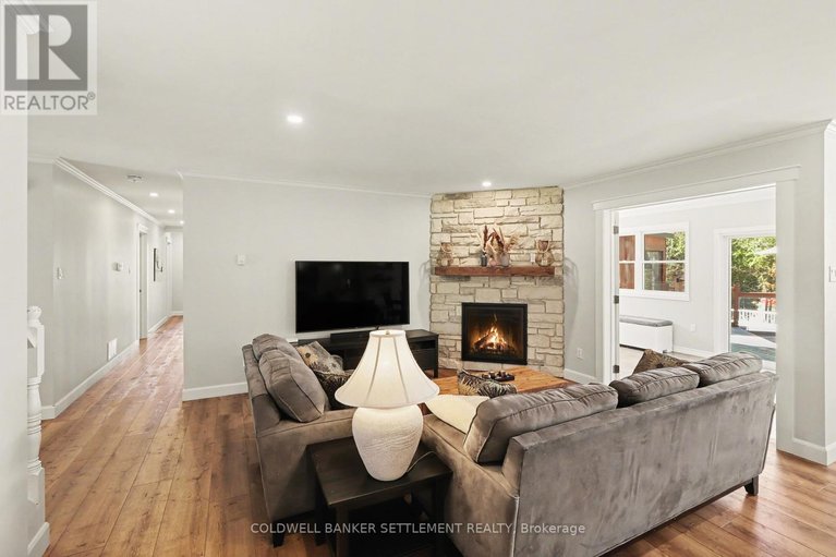 29654962/135-barr-place/drummondnorth-elmsley-north-elmsley-twp/drummondnorth-elmsley/ontario/K7H3C7_9