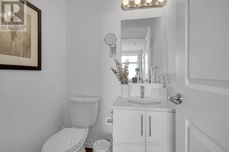 28211240/508-429-kent-street/ottawa-centre/ottawa/ontario/K2P1B5_18