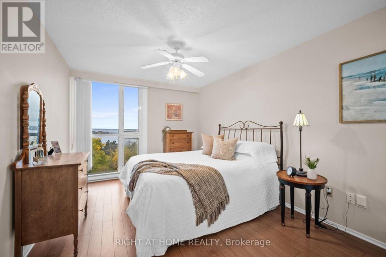 29036867/1006-1025-richmond-road/woodroffe/ottawa/ontario/K2B8G8_23