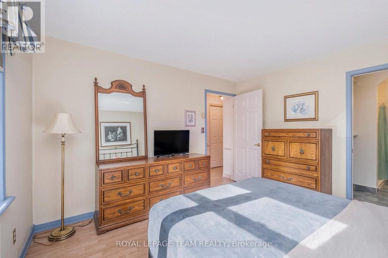 29021048/3d-harness-lane/bridlewood/ottawa/ontario/K2M1E1_19