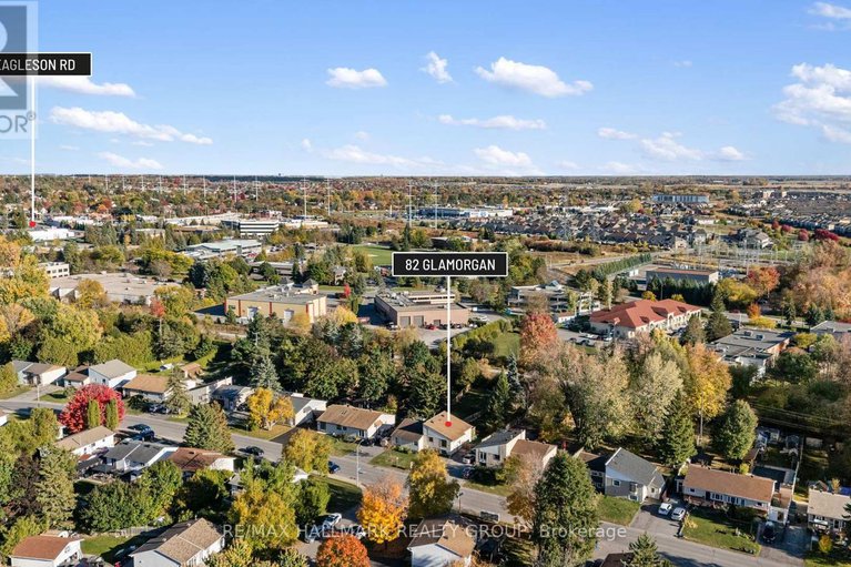 29004892/82-glamorgan-drive/glencairnhazeldean/ottawa/ontario/K2L1R4_29
