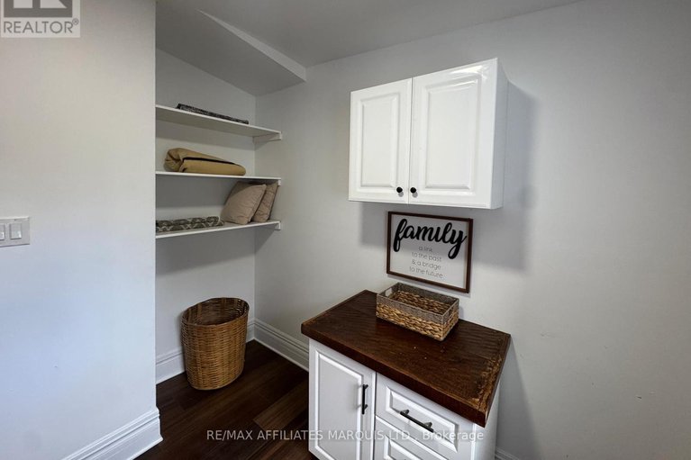 29078821/11-elgin-street-e/alexandria/north-glengarry/ontario/K0C1A0_24