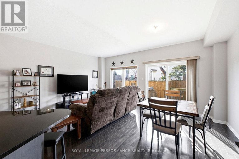 29570755/15-dundalk-private/stonebridge/ottawa/ontario/K2J0J5_17