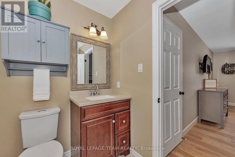 28266949/129-ridgeview-drive/carp/ottawa/ontario/K0A1L0_25