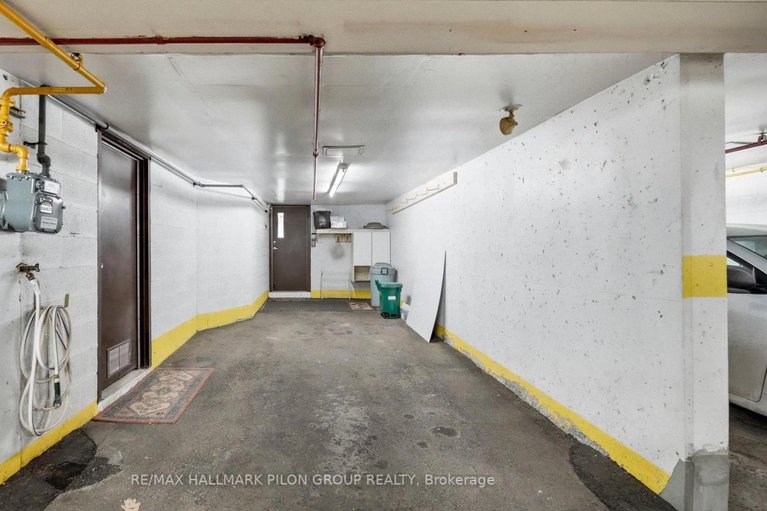 29381764/29-100-hillside-drive/viscount-alexander-park/ottawa/ontario/K1K4J1_20