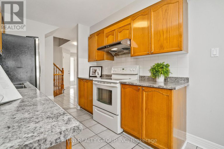 28314032/114-thornbury-crescent/centrepointe/ottawa/ontario/K2G6C3_16