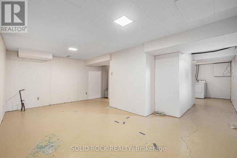 28181704/163-3290-southgate-road/south-keys/ottawa/ontario/K1V8X2_28