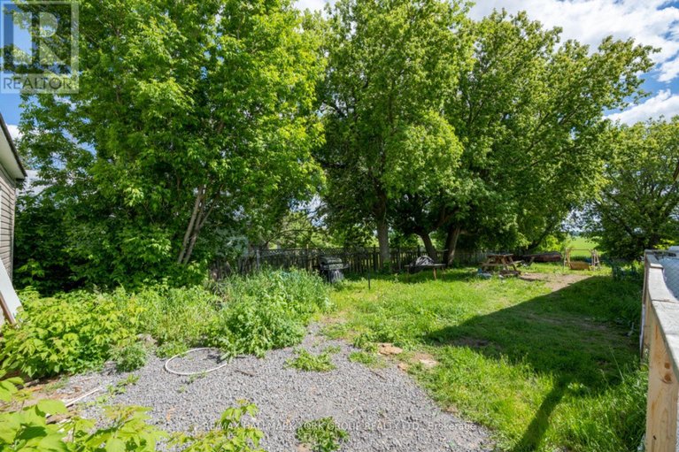 29631999/754-county-road-18/east-hawkesbury-twp/hawkesbury/ontario/K0B1M0_25