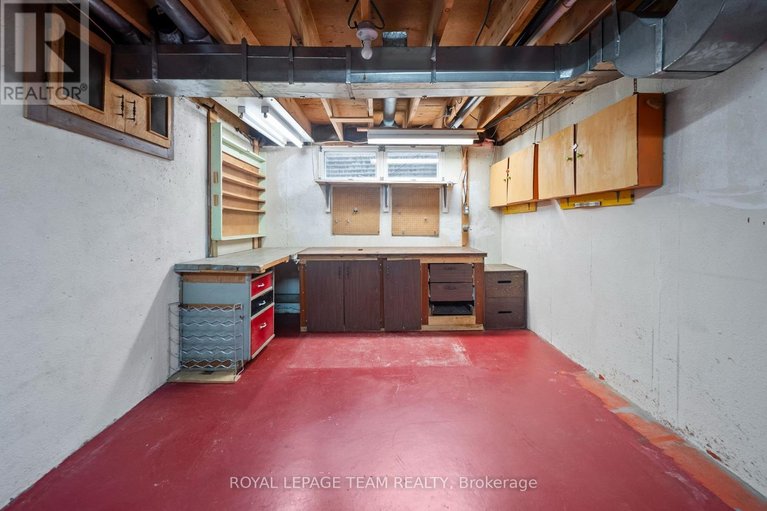 29622304/45-welkin-crescent/borden-farmstewart-farmcarleton-heightsparkwood-hills/ottawa/ontario/K2E5M4_28