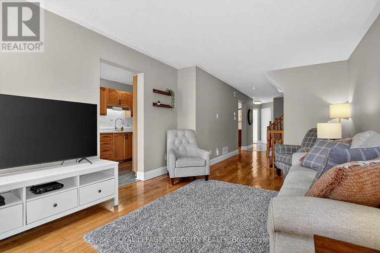 28934975/13-roblyn-way/barrhaven-east/ottawa/ontario/K2G5Z4_9
