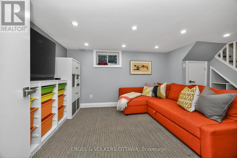 28849815/316-fairmont-avenue/civic-hospital/ottawa/ontario/K1Y1Y8_35