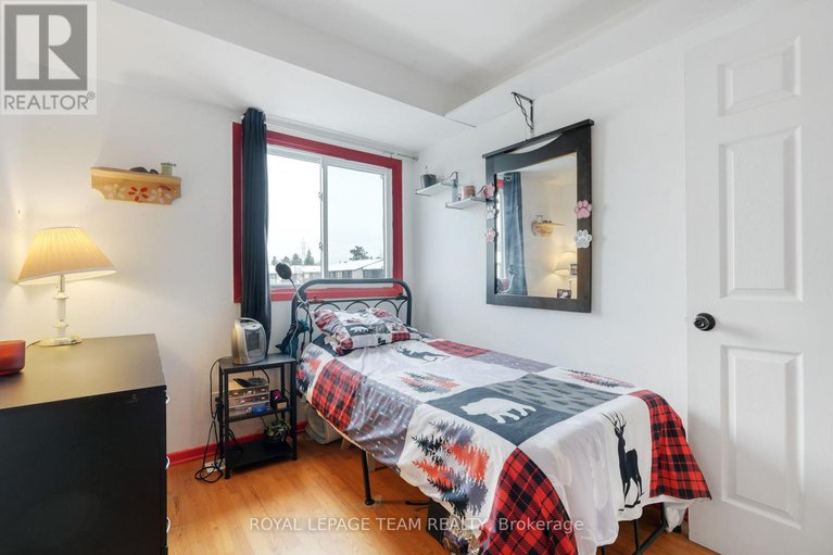 29239172/1807-meadowbrook-road/pineview/ottawa/ontario/K1B4W6_22