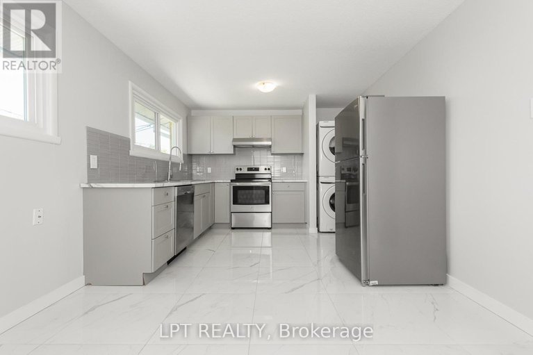 28384629/5-attwood-crescent/city-viewskylinefisher-heightsparkwood-hills/ottawa/ontario/K2E5B1_9