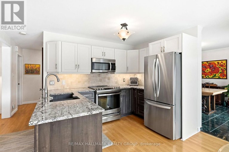 29419455/552-wilkie-drive/fallingbrookpineridge/ottawa/ontario/K4A1M7_12