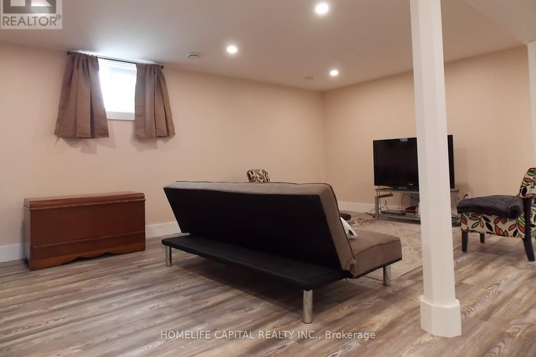 29204242/2515-gravelle-crescent/blackburn-hamlet/ottawa/ontario/K1B3A4_22